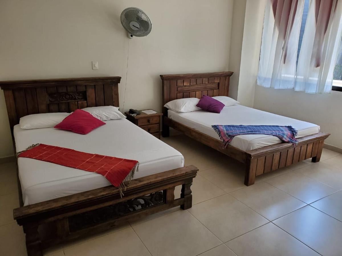 Hotel Cataluna بيريرا المظهر الخارجي الصورة