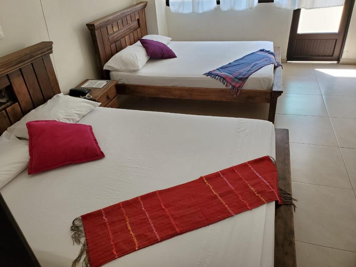 Hotel Cataluna بيريرا المظهر الخارجي الصورة