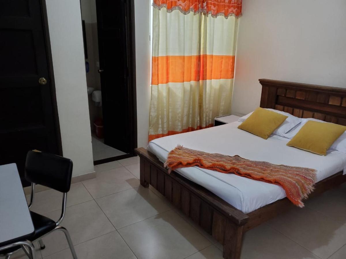 Hotel Cataluna بيريرا المظهر الخارجي الصورة