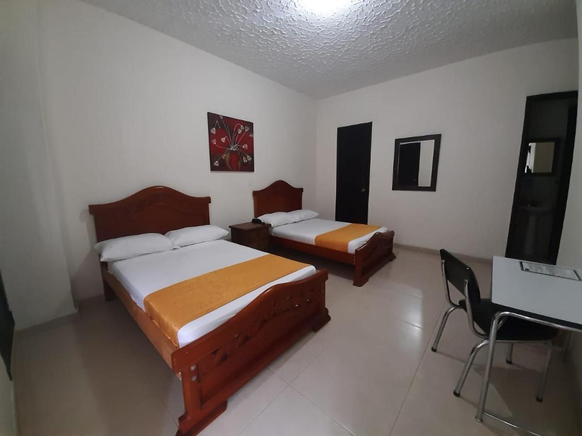 Hotel Cataluna بيريرا المظهر الخارجي الصورة